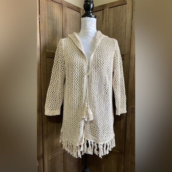 Women’s J. Jill Crocheted Fringe Hooded Cardigan. - Picture 1 of 6